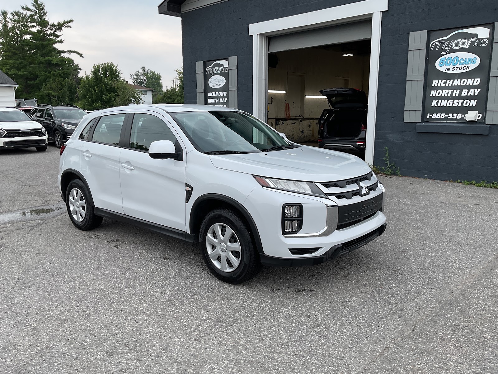 2024 MITSUBISHI RVR ES — photo 8