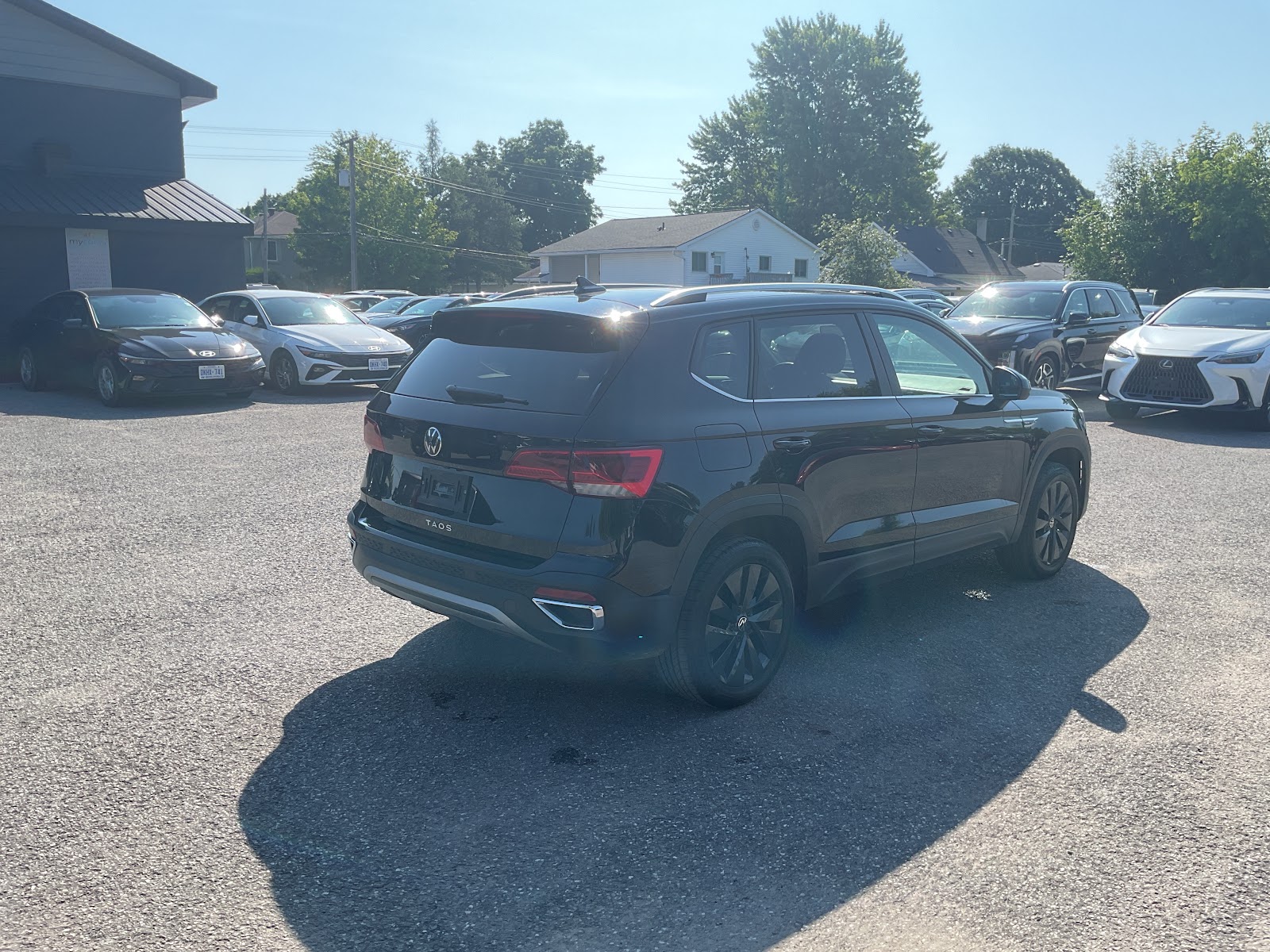 2024 VOLKSWAGEN TAOS COMFORTLINE/SUNROOF — photo 6