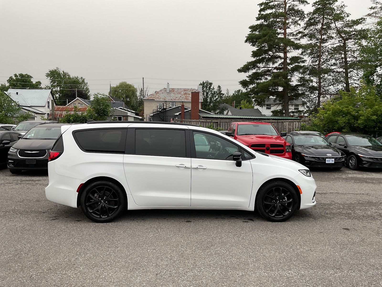 2024 CHRYSLER PACIFICA TOURING-L — photo 7