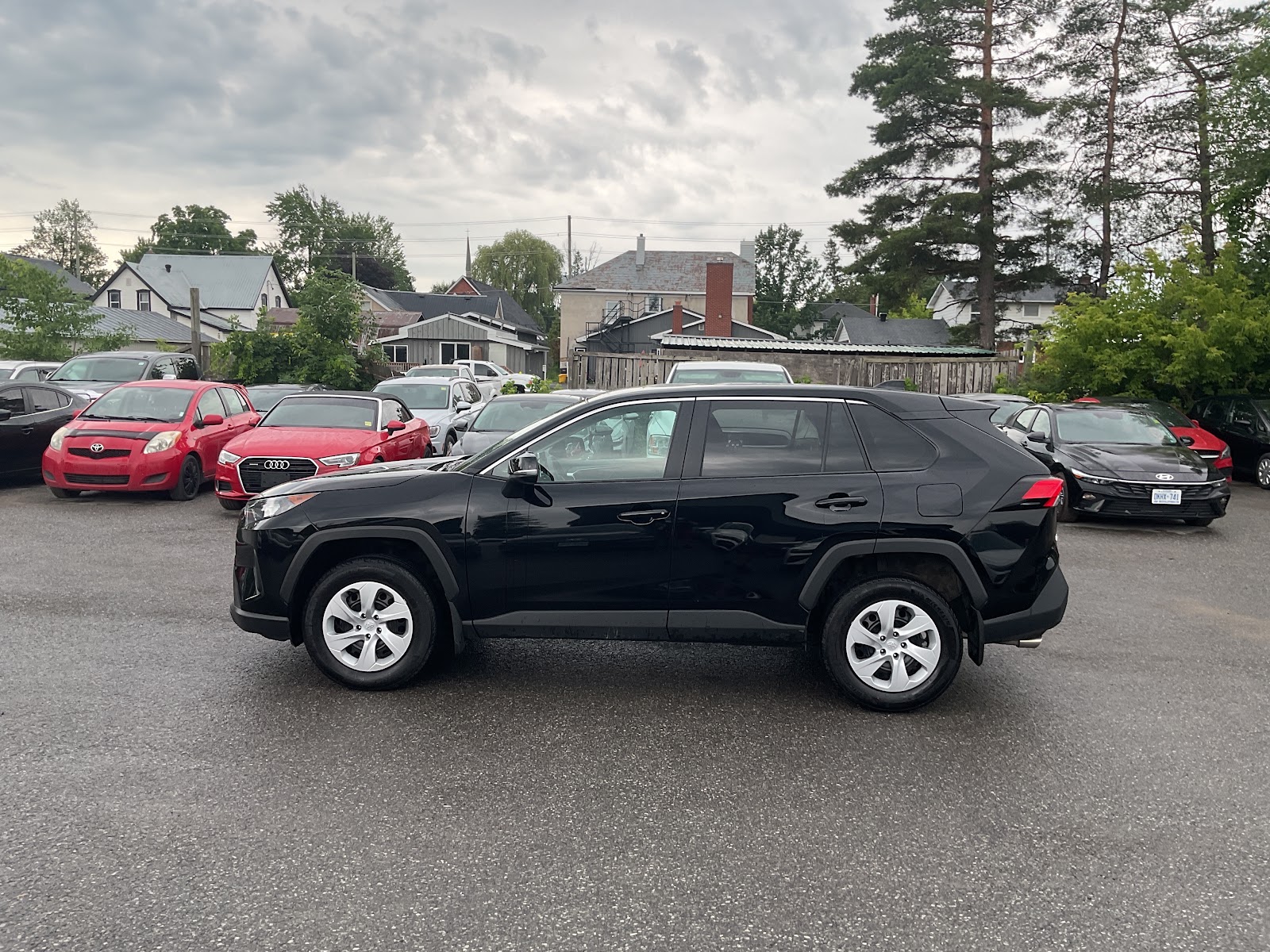 2025 TOYOTA RAV4 LE — photo 3